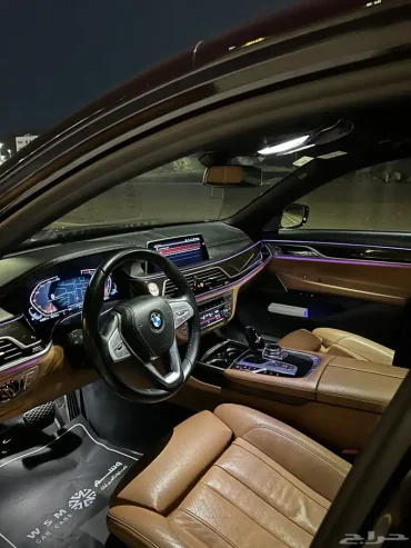 BMW 730li