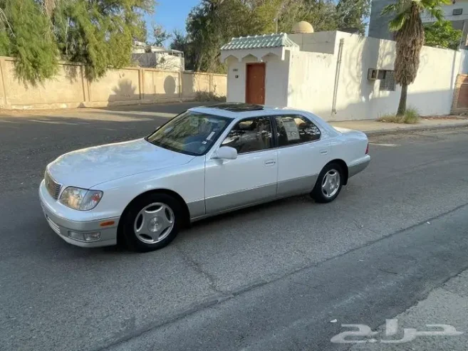 ليكزس فاخر ls 400