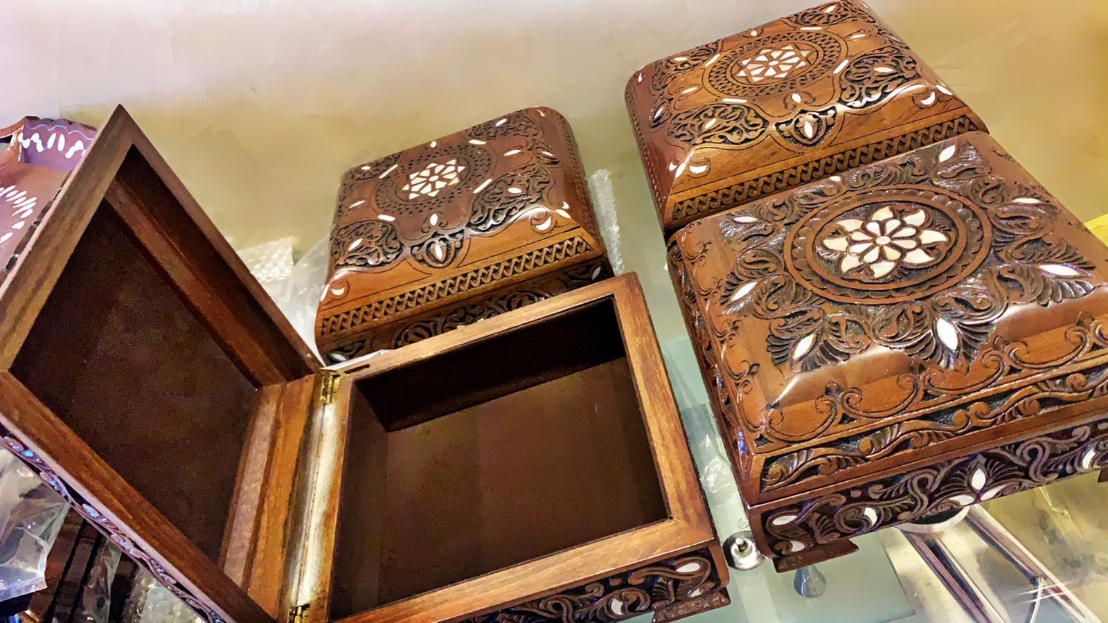 صدفيات وشرقيات