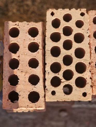 طوب احمر طفلي للبناء من مصنع الامل