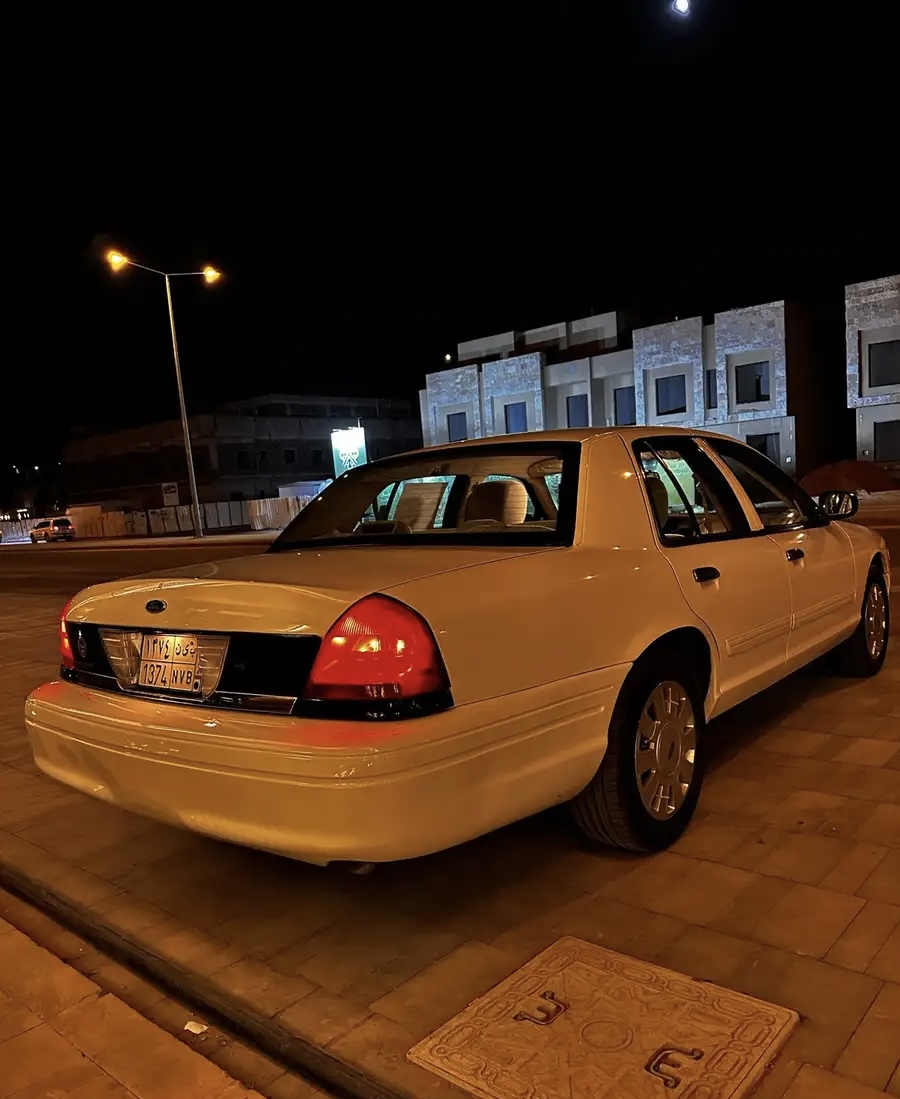 فورد فيكتوريا بوليسي نظيييف جدا