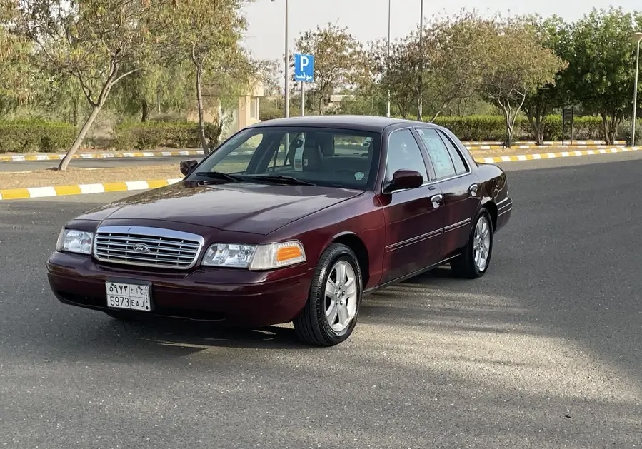 فورد فيكتوريا ٢٠١١