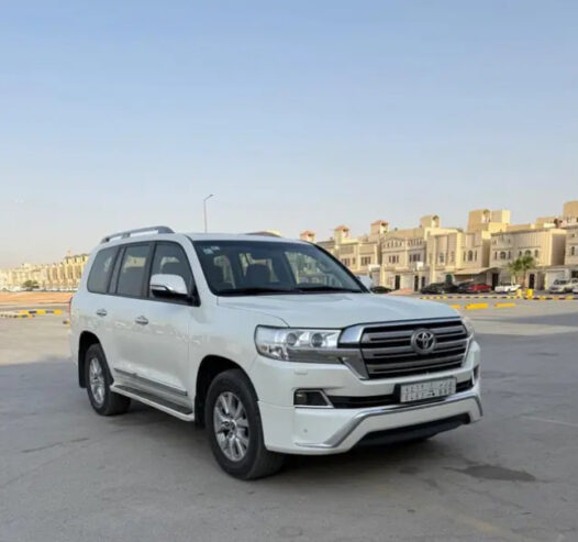 تويوتا لاندكروزر 2018
